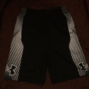 Under Armour YXL Boys Shorts
